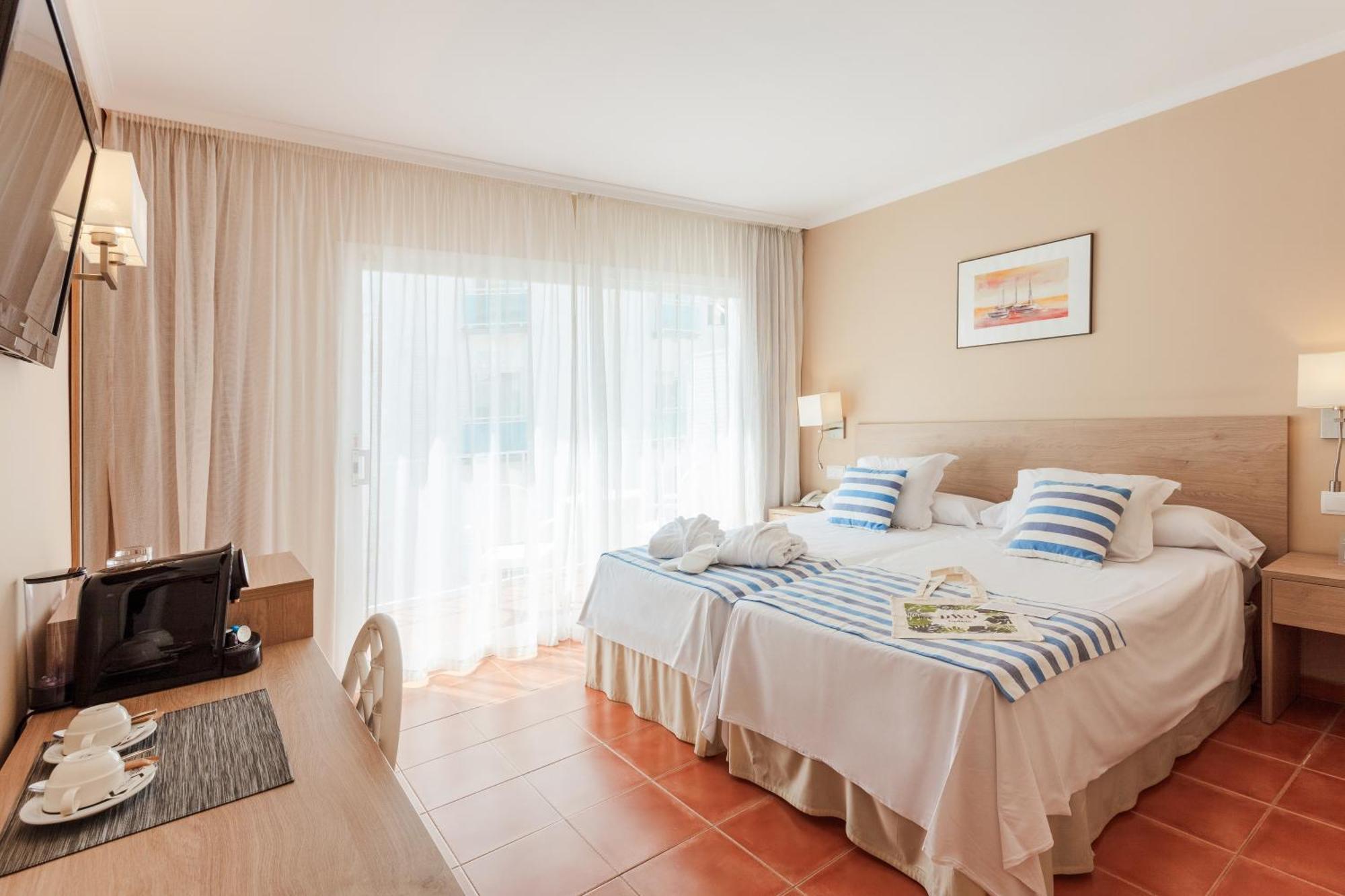 Dwo Les Palmeres Calella Dış mekan fotoğraf